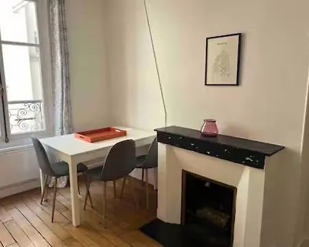 Quiet Chic Bastille And Marais 4 People Paris