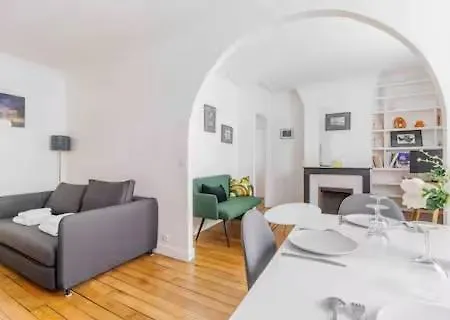 Quiet Chic Bastille And Marais 4 People Apartment